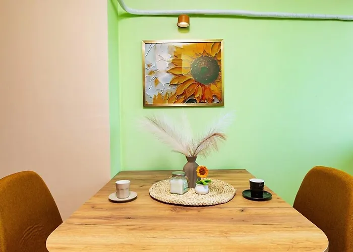 Apartment Sunflower Next To Kolodrum *